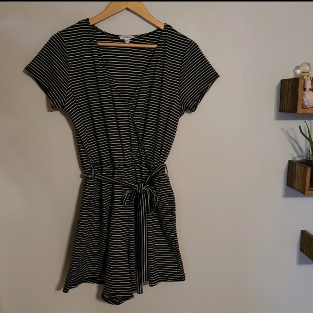 🌟HP🌟Mittoshop Stripe Romper